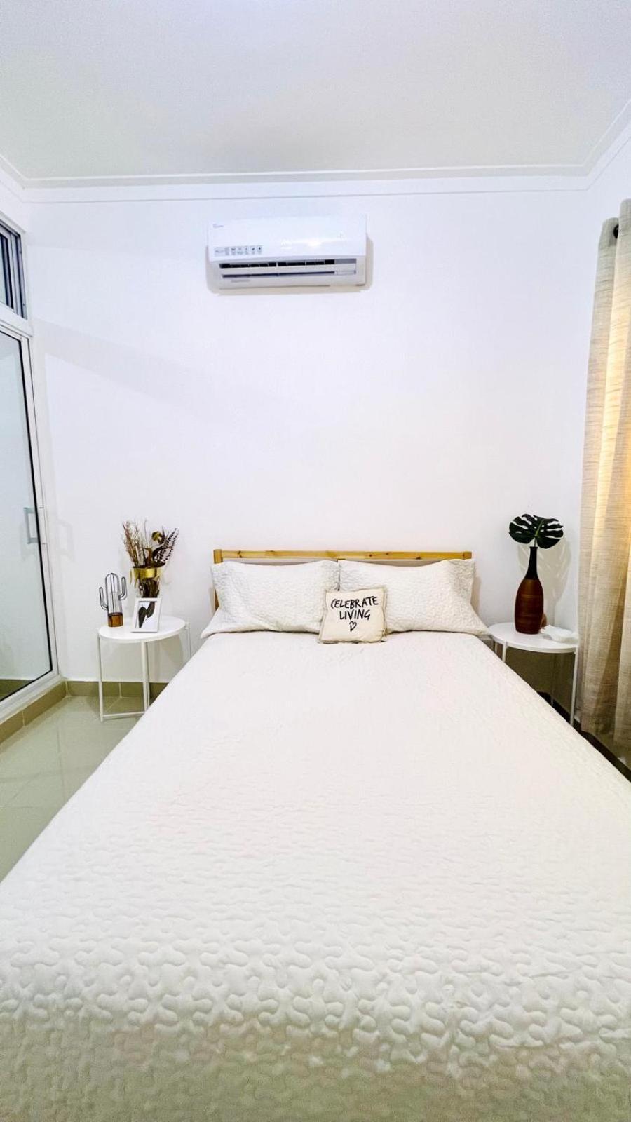 לה רומנה Ambar Luxurious Condo At Caleta מראה חיצוני תמונה