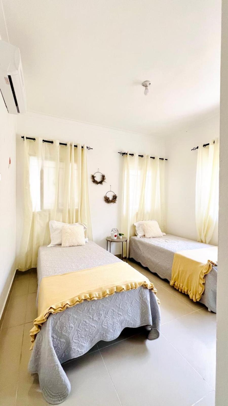 לה רומנה Ambar Luxurious Condo At Caleta מראה חיצוני תמונה